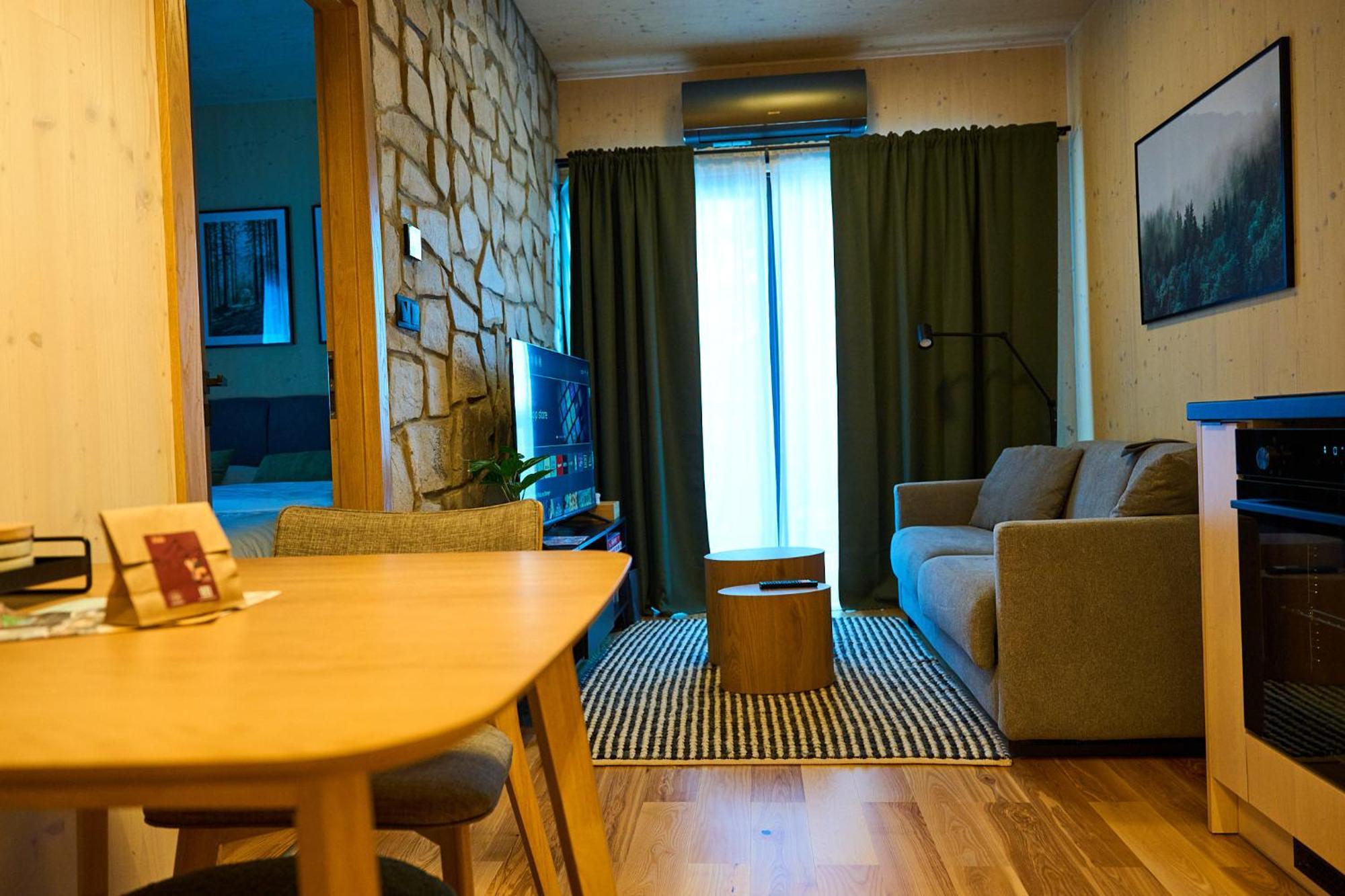 1-Bedroom Apartment Adam With Free Parking Демяновская долина Экстерьер фото